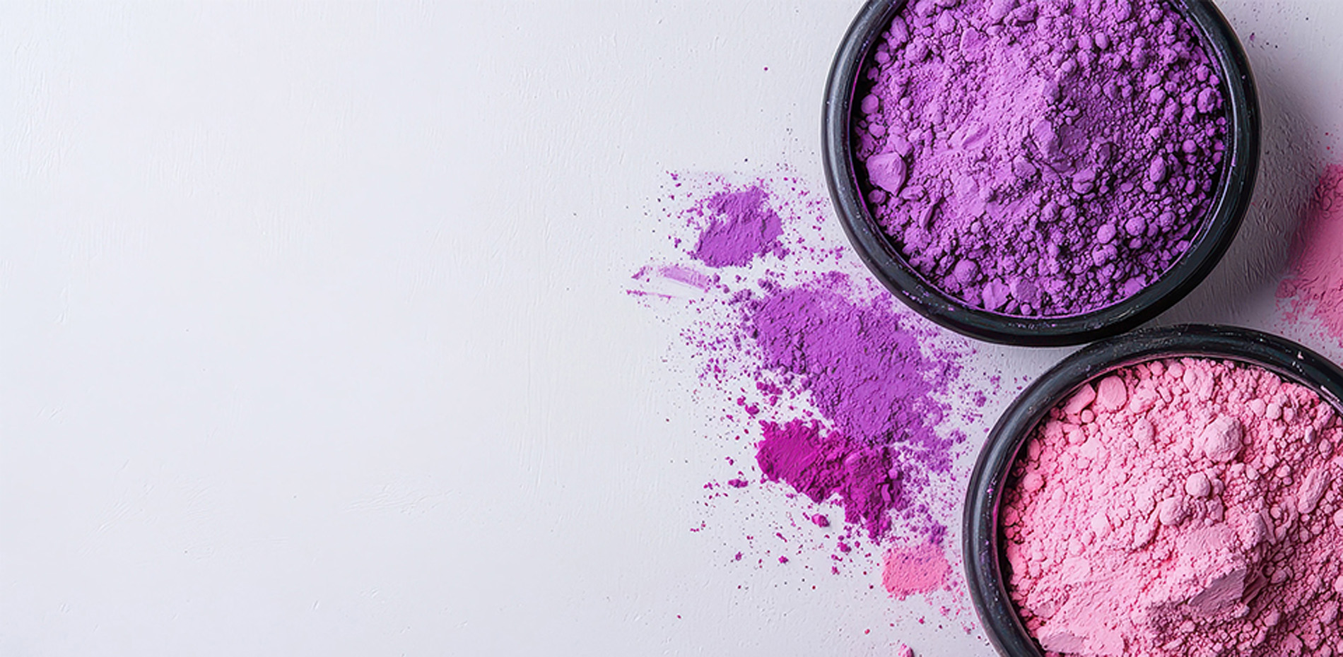 Farbintensive Pulverpigmente in Rosa und Violett für industrielle Anwendungen
